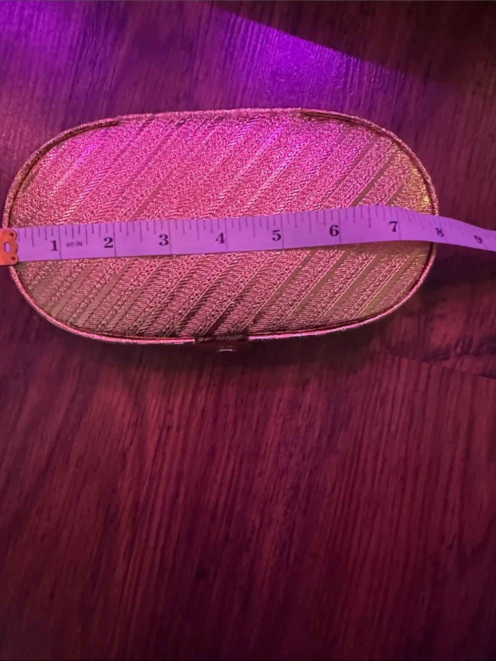 Gold Metallic Oval Clutch Jewelry Holder C1.Bk.R.2